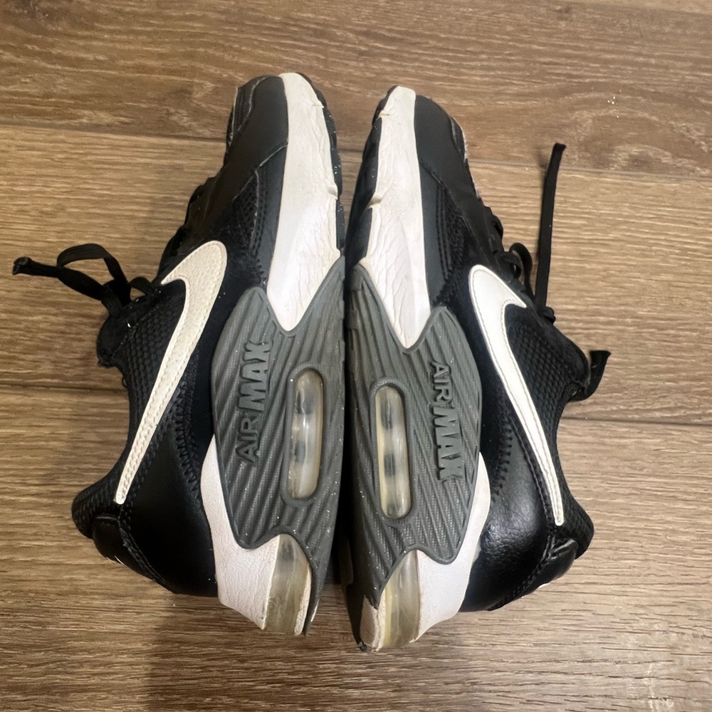 Women's Nike AirMax 90 Black - Picture 9 of 10